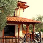 Kerme Ottoman Palace اكياكا